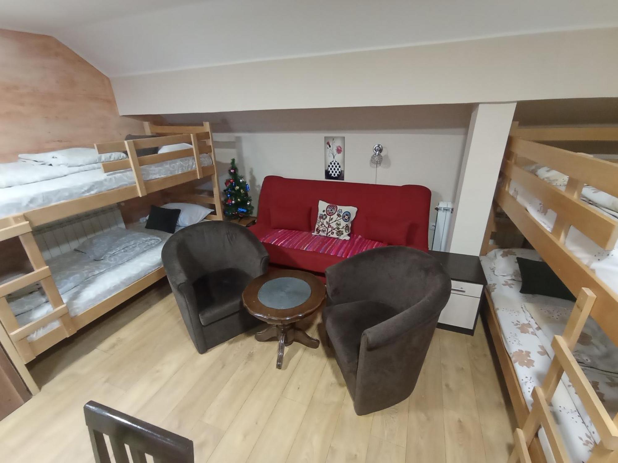 Apartments & Rooms -Mdl Lazic เบลเกรด ภายนอก รูปภาพ
