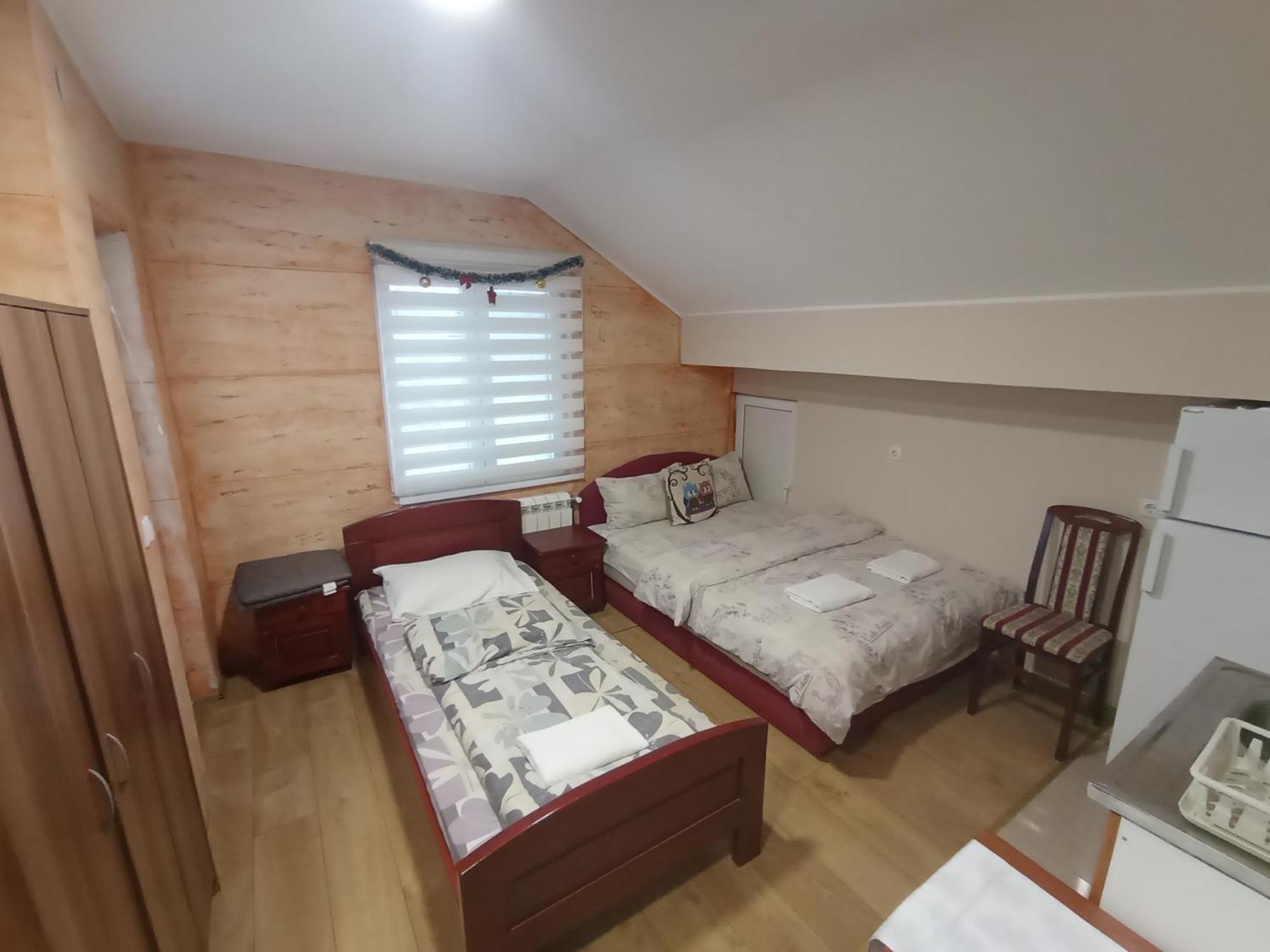 Apartments & Rooms -Mdl Lazic เบลเกรด ภายนอก รูปภาพ